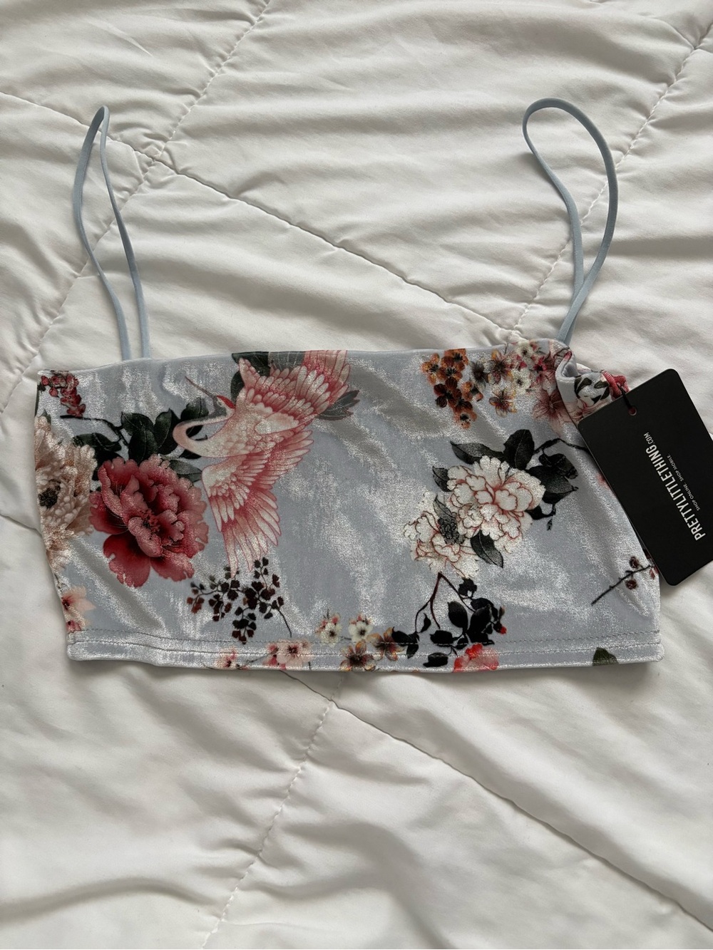 PrettyLittleThing Black Logo Neck Label on Light Gray Fabric